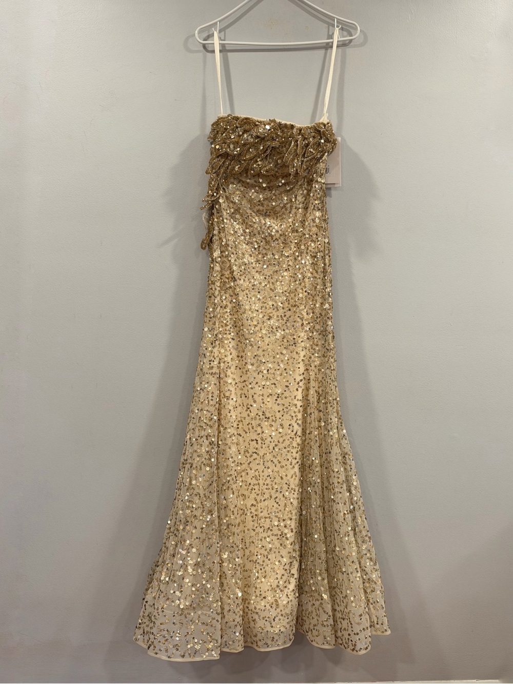 Mac Duggal 94325 Gold Strapless Mermaid Gown With 3D Floral Appliqué sz 8